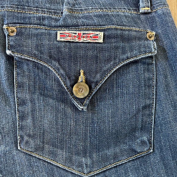 Hudson Style# W419DKS Crop Jeans Size 29 - Picture 5 of 12
